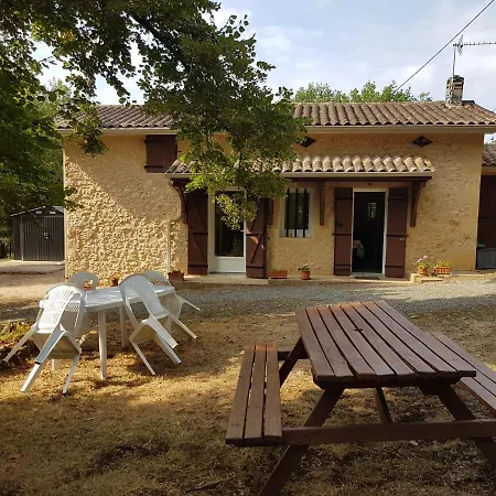 Petite Maison Du Tertre بيت للعطل *