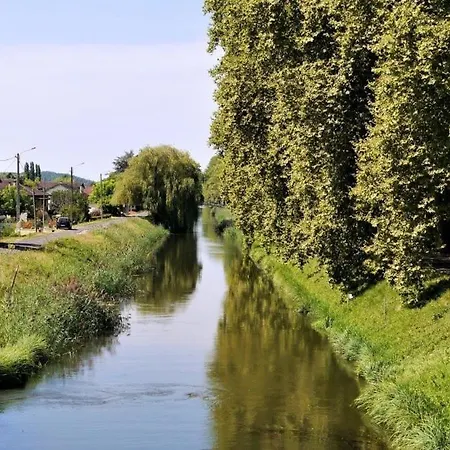 Petite Maisonnette Du Tertre * Baneuil