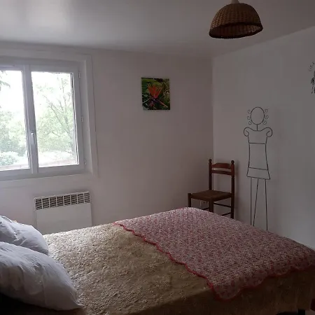 Holiday home Petite Maison Du Tertre *