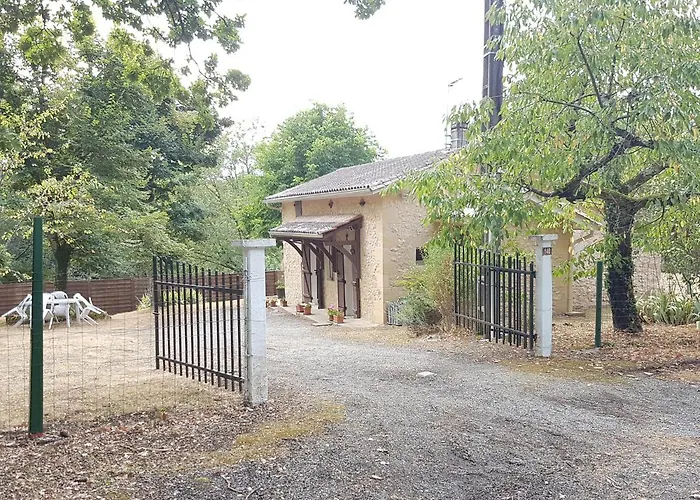 Petite Maison Du Tertre Сasa de vacaciones Baneuil